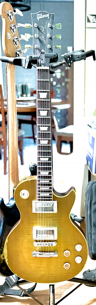 Chinese knock off of a Gibson Les Paul Greeny model.
